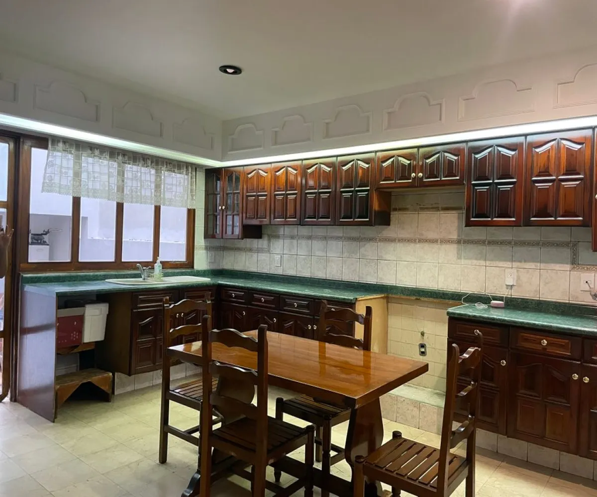 Casa En Venta,Country Club,Avenida Manuel Ávila Camacho 2659 42, Guadalajara, Jalisco 44610, 3 Habitaciones,4 Baños,Avenida Manuel Ávila Camacho,2,pDYGaFb