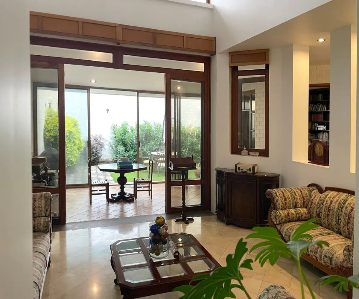 Casa En Venta,Country Club,Avenida Manuel Ávila Camacho 2659 42, Guadalajara, Jalisco 44610, 3 Habitaciones,4 Baños,Avenida Manuel Ávila Camacho,2,pDYGaFb