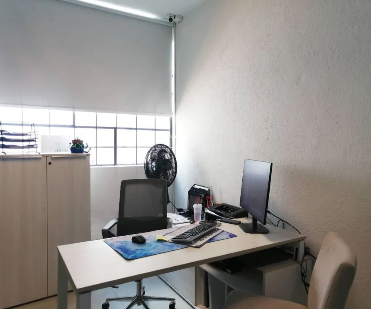 Oficina En Venta,Arcos Vallarta,Avenida Miguel Hidalgo y Costilla 2091, Guadalajara, Jalisco 44130,2 Baños,Avenida Miguel Hidalgo y Costilla,1,pcedNox