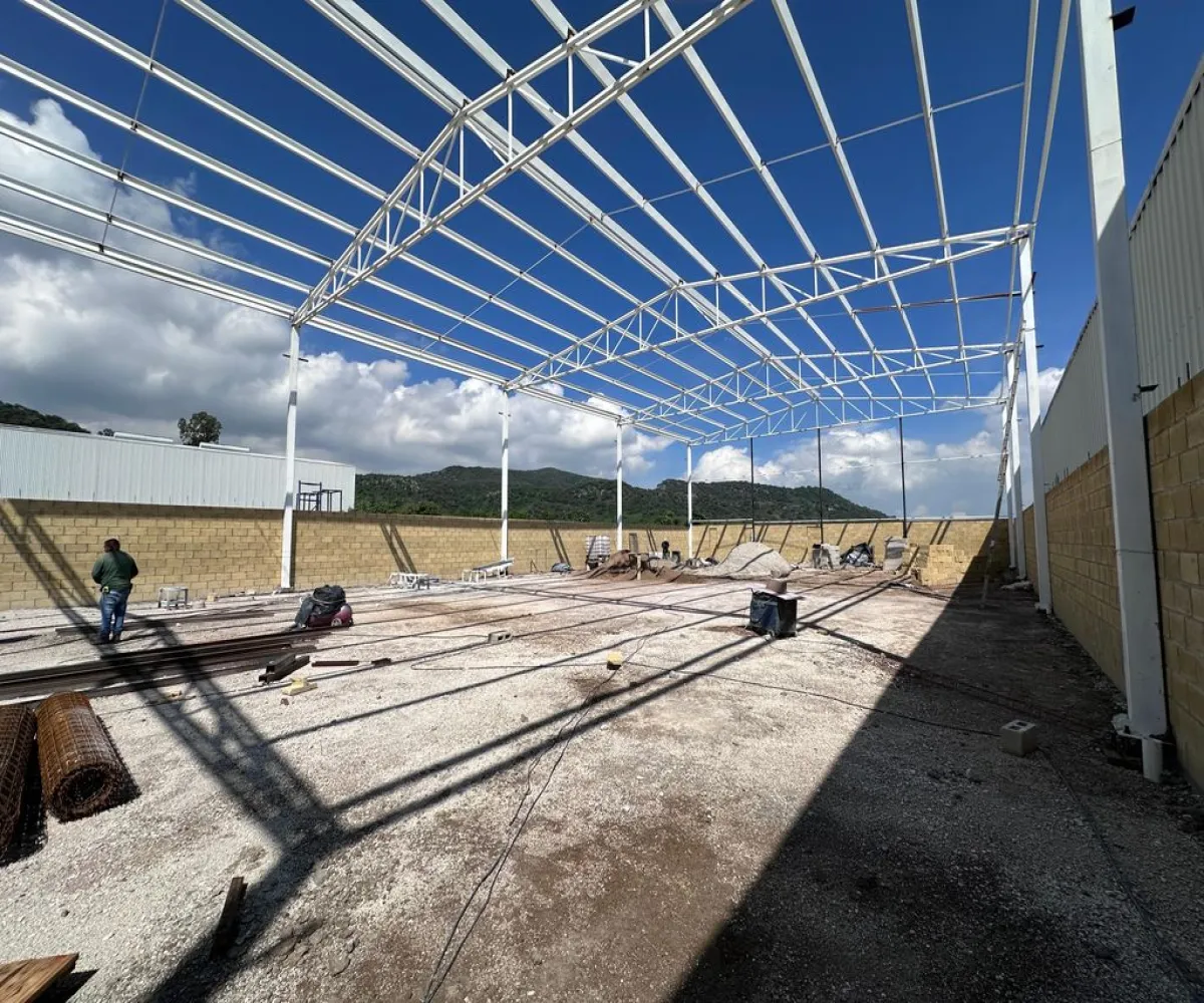 Bodega En Venta,San Isidro Mazatepec,Carretera Circuito Metropolitano kilometro 15.3 S/N, Tala, Jalisco 45300,2 Baños,Carretera Circuito Metropolitano kilometro 15.3,1,pvtbm3Z