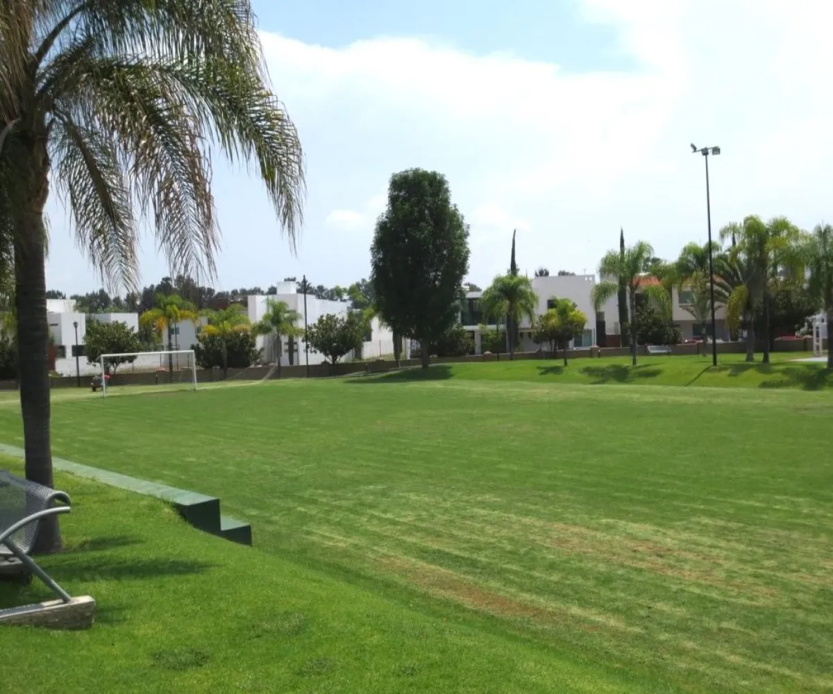 Terreno En Venta,Residencial Provenza (La Romana),Av. López Mateos Sur 5555, Tlajomulco de Zúñiga, Jalisco 45645,Av. López Mateos Sur,pwomBQX