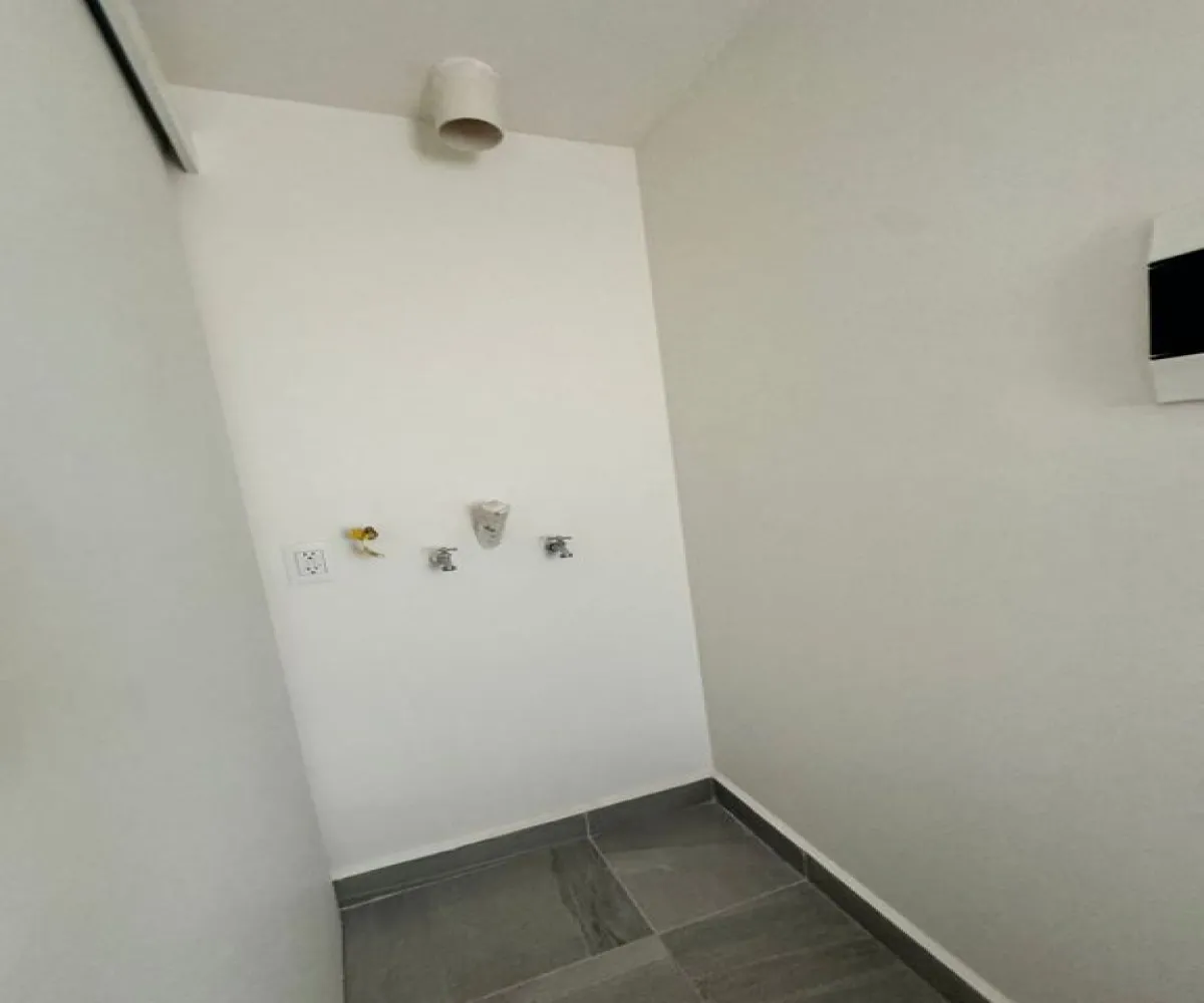 Departamento En Venta,Solares Residencial,Avenida Paseo de La Luna 630, Base Aérea Militar Colegio del Aire, Jalisco 45019, 2 Habitaciones,2 Baños,Avenida Paseo de La Luna,3,p3TvoYA