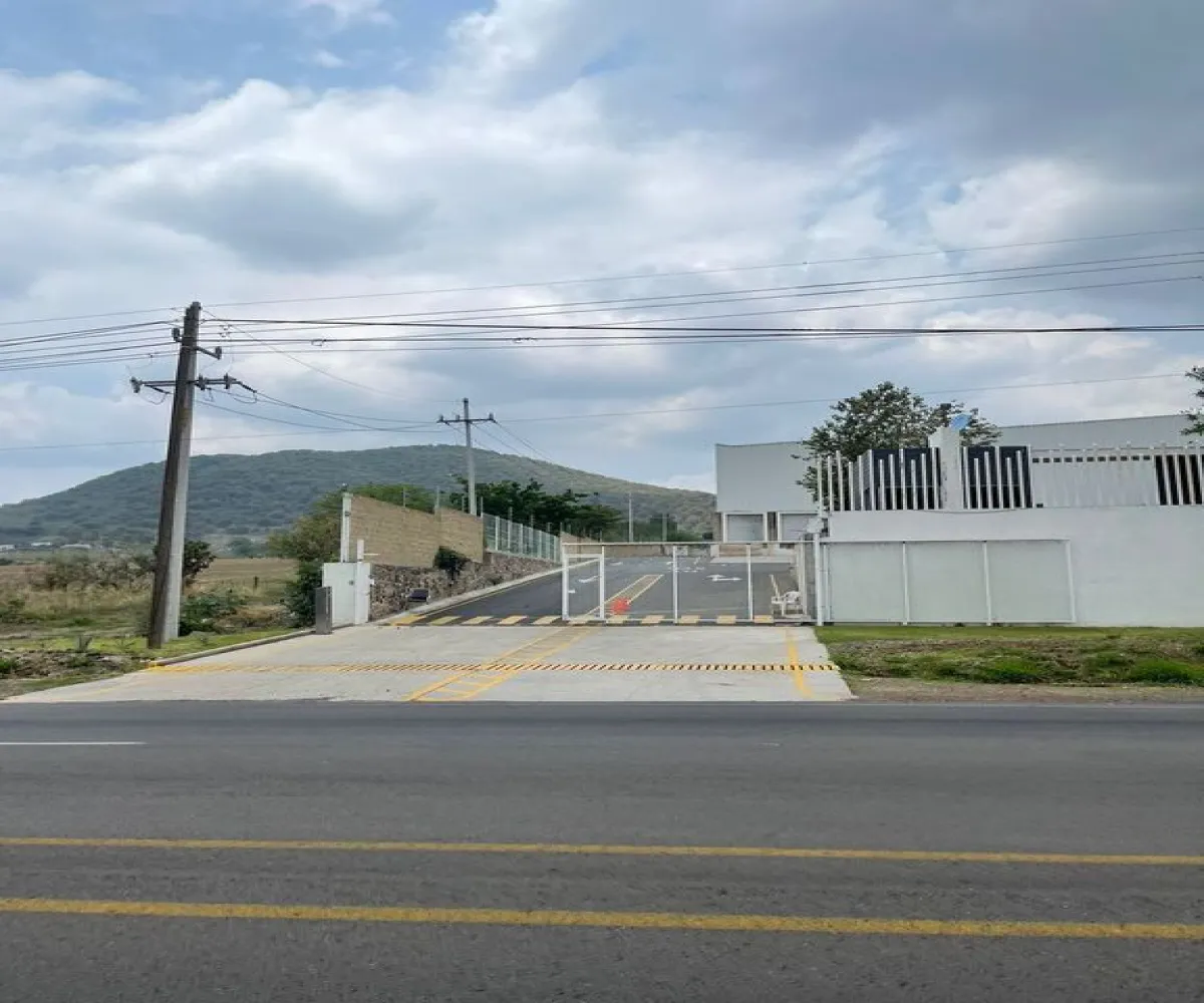 Bodega En Venta,San Isidro Mazatepec,Carretera Circuito Metropolitano kilometro 15.3 S/N, Tala, Jalisco 45300,4 Baños,Carretera Circuito Metropolitano kilometro 15.3,2,pbXIied Bodega En Venta,San Isidro Mazatepec,Carretera Circuito Metropolitano kilometro 15.3 S/N, Tala, Jalisco 45300,4 Baños,Carretera Circuito Metropolitano kilometro 15.3,2,pbXIied