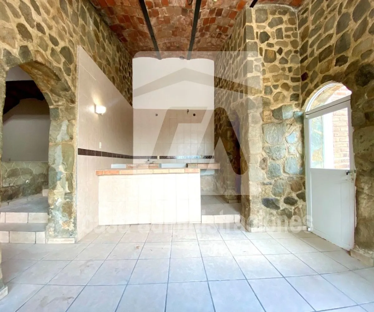 Casa En Venta,Pinar De La Venta,Paseo de los Abetos 72, Zapopan, Jalisco 45221, 6 Habitaciones,5 Baños,Paseo de los Abetos,2,paj5L3C