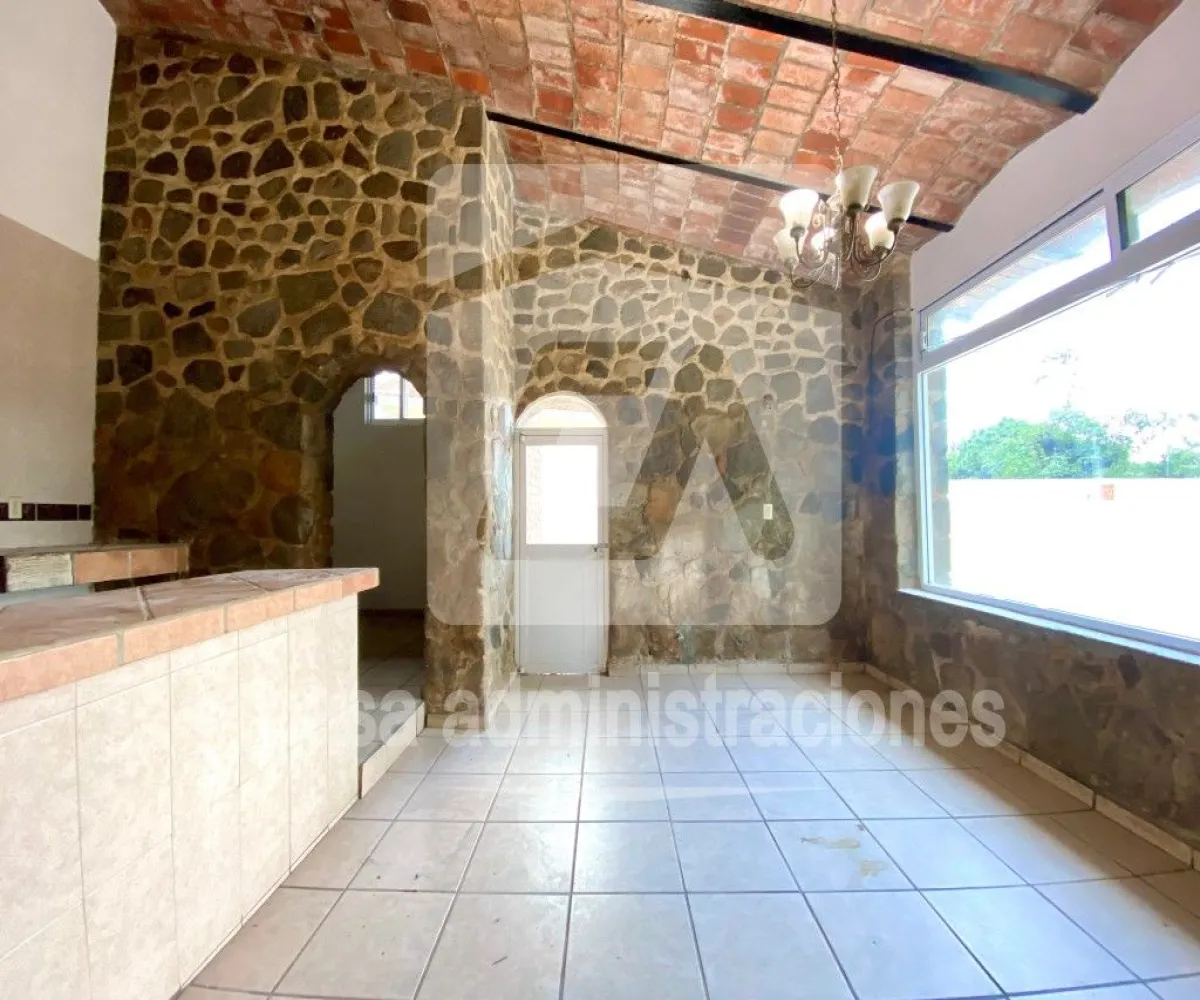 Casa En Venta,Pinar De La Venta,Paseo de los Abetos 72, Zapopan, Jalisco 45221, 6 Habitaciones,5 Baños,Paseo de los Abetos,2,paj5L3C