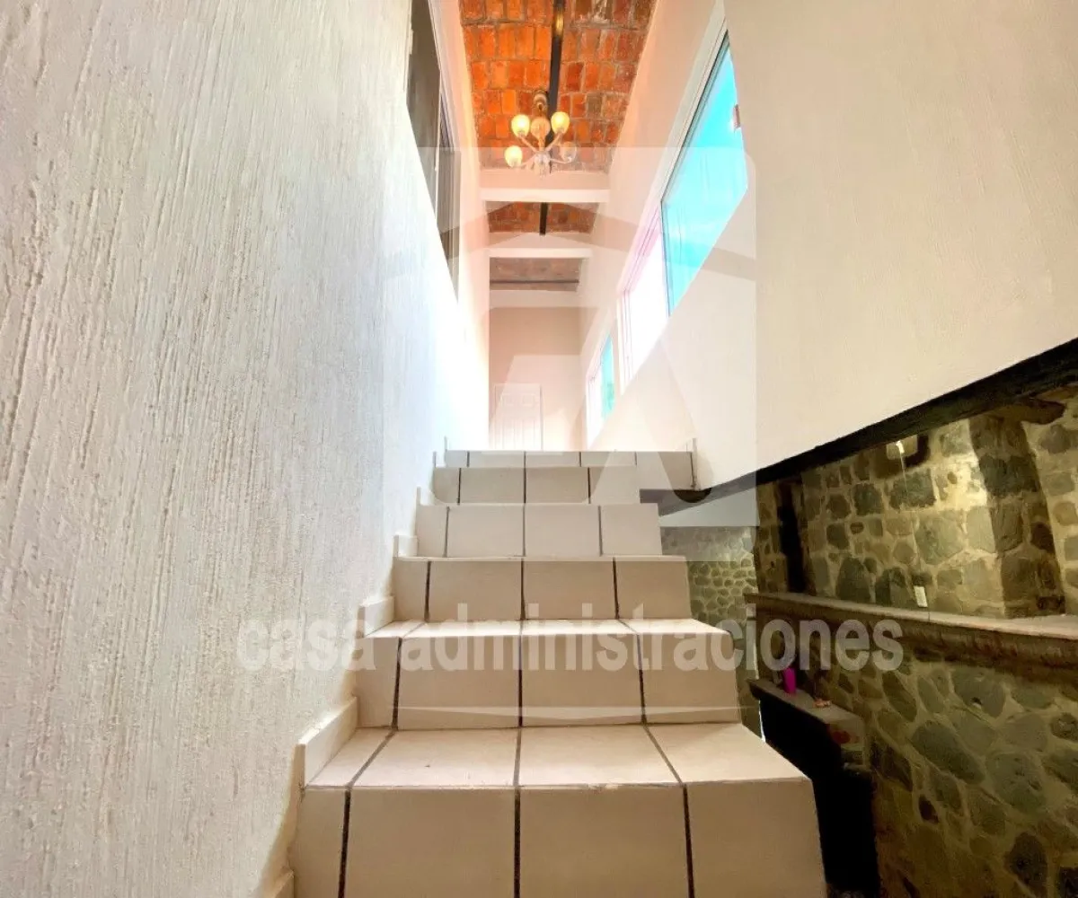 Casa En Venta,Pinar De La Venta,Paseo de los Abetos 72, Zapopan, Jalisco 45221, 6 Habitaciones,5 Baños,Paseo de los Abetos,2,paj5L3C