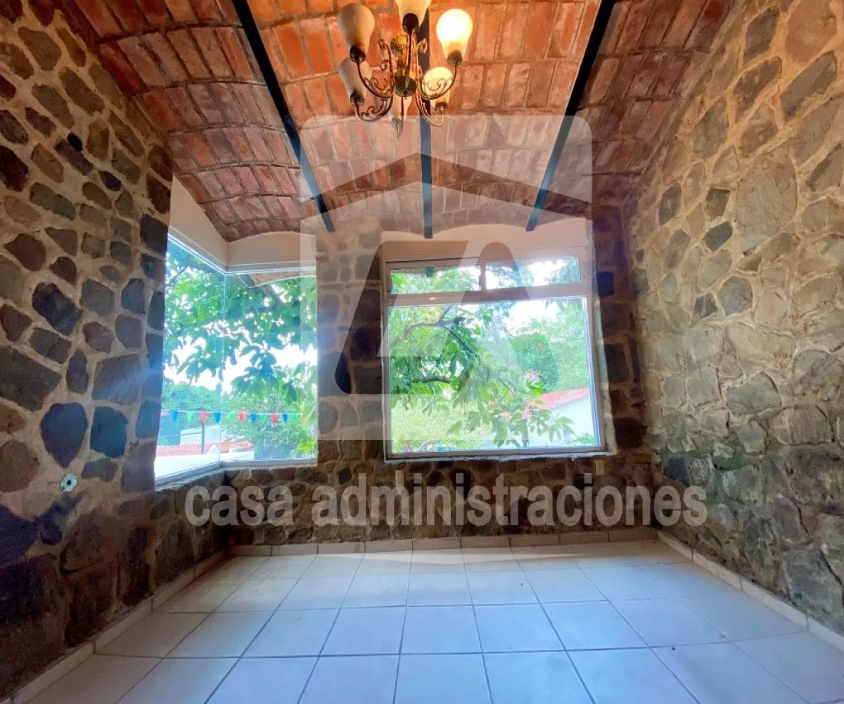 Casa En Venta,Pinar De La Venta,Paseo de los Abetos 72, Zapopan, Jalisco 45221, 6 Habitaciones,5 Baños,Paseo de los Abetos,2,paj5L3C