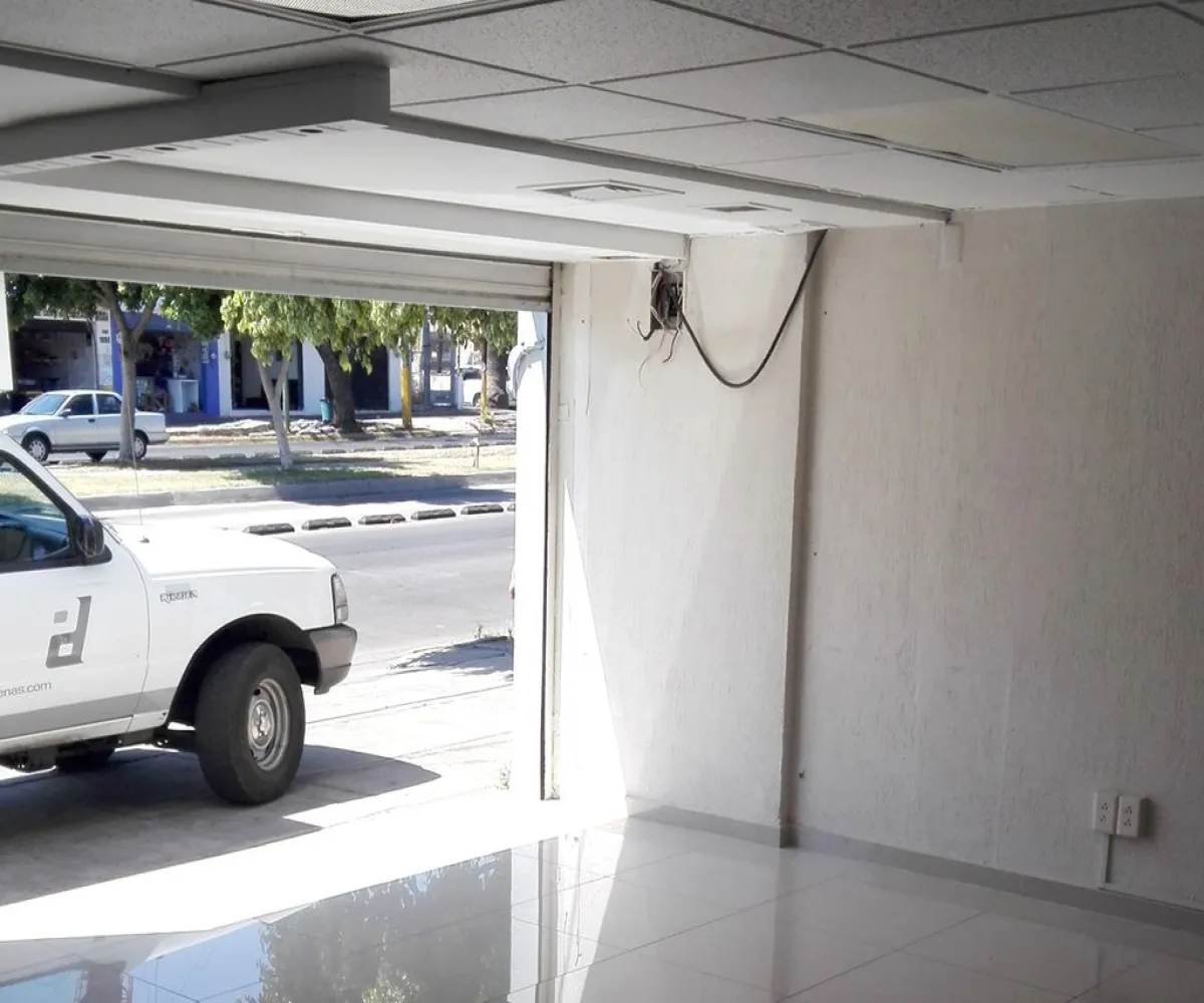 Local En Venta,Fracc Monumental,Calzada Independencia Norte 1568, Guadalajara, Jalisco 44320,1 Baño,Calzada Independencia Norte,2,pK2wSLt