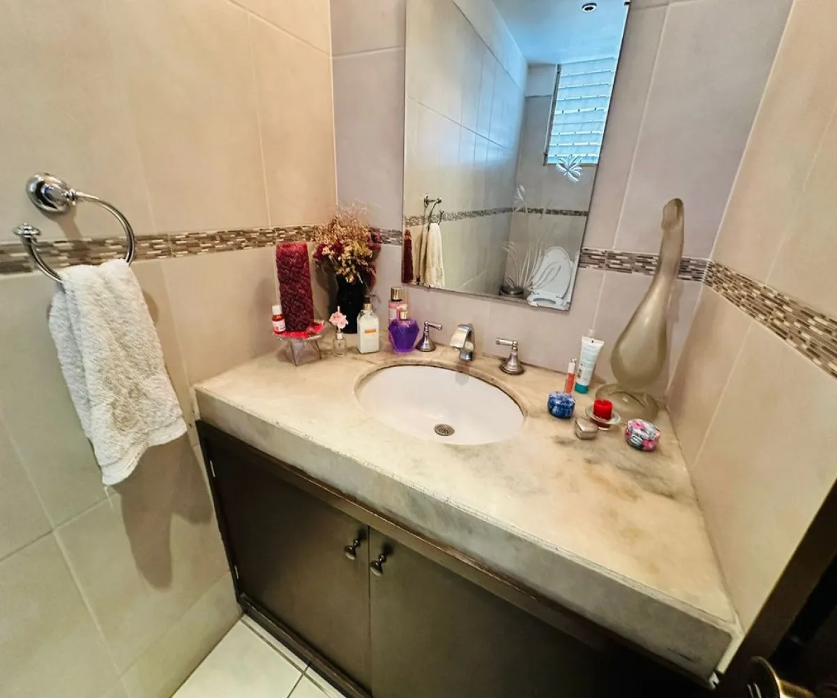 Casa En Venta,Jardines de los Arcos,San Uriel 3431, Guadalajara, Jalisco 44500, 4 Habitaciones,4 Baños,San Uriel,2,pJfmO3t Casa En Venta,Jardines de los Arcos,San Uriel 3431, Guadalajara, Jalisco 44500, 4 Habitaciones,4 Baños,San Uriel,2,pJfmO3t