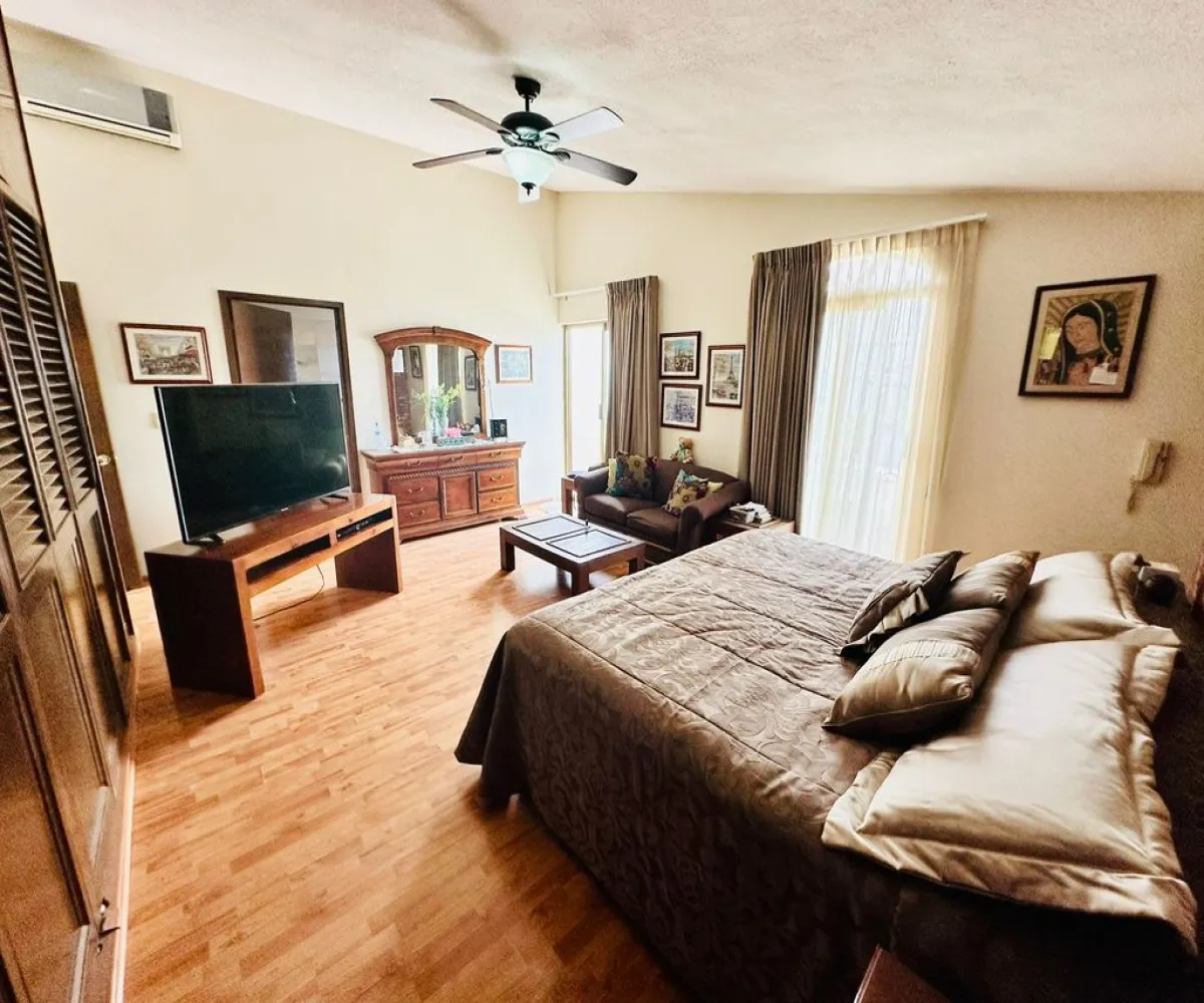 Casa En Venta,Jardines de los Arcos,San Uriel 3431, Guadalajara, Jalisco 44500, 4 Habitaciones,4 Baños,San Uriel,2,pJfmO3t Casa En Venta,Jardines de los Arcos,San Uriel 3431, Guadalajara, Jalisco 44500, 4 Habitaciones,4 Baños,San Uriel,2,pJfmO3t