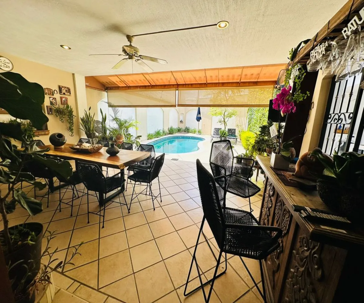 Casa En Venta,Jardines de los Arcos,San Uriel 3431, Guadalajara, Jalisco 44500, 4 Habitaciones,4 Baños,San Uriel,2,pJfmO3t Casa En Venta,Jardines de los Arcos,San Uriel 3431, Guadalajara, Jalisco 44500, 4 Habitaciones,4 Baños,San Uriel,2,pJfmO3t