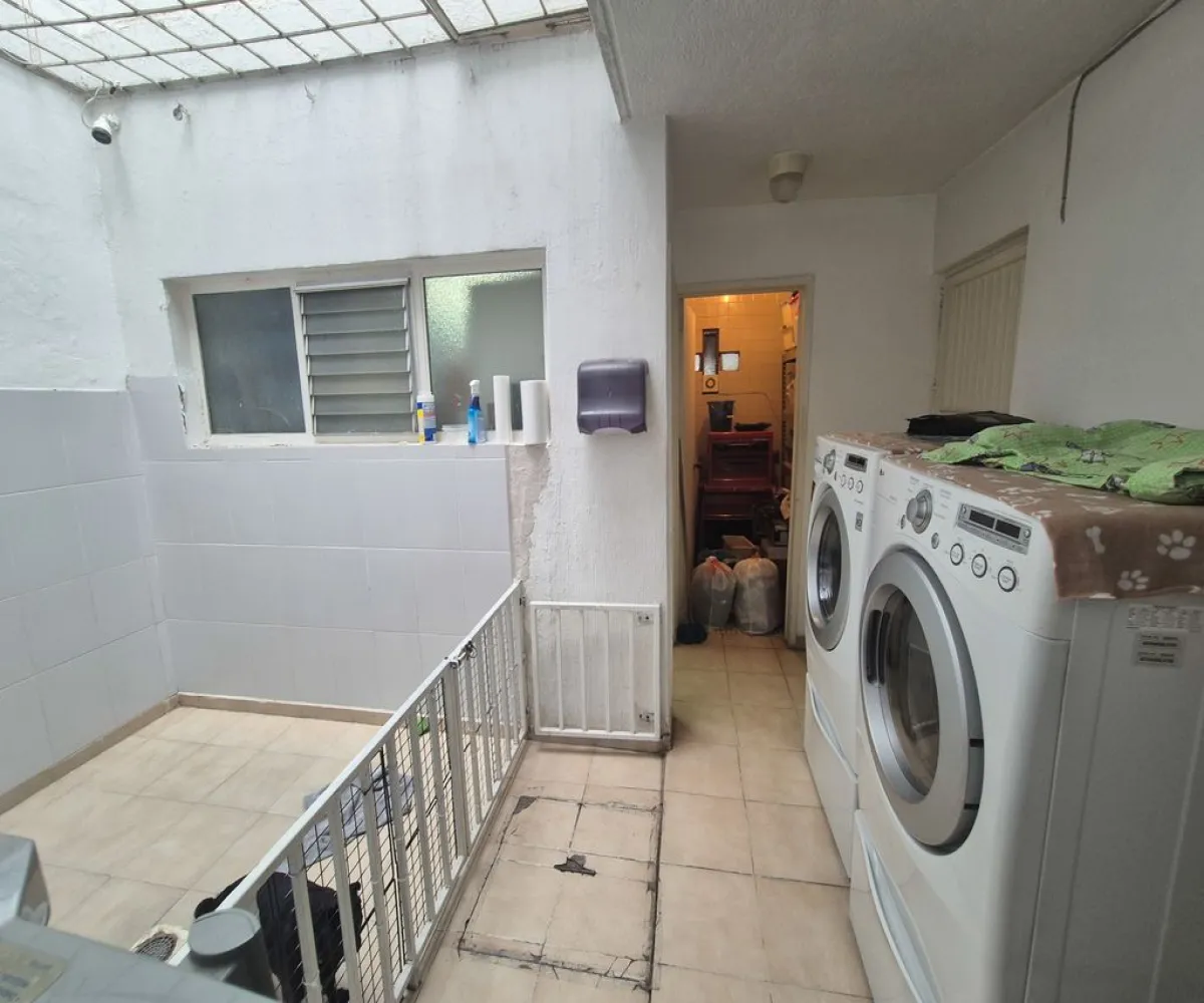 Casa En Venta,Providencia,Calle José Bonifacio Andrada 2933, Guadalajara, Jalisco 44670, 5 Habitaciones,3 Baños,Calle José Bonifacio Andrada,1,p7BxNKD
