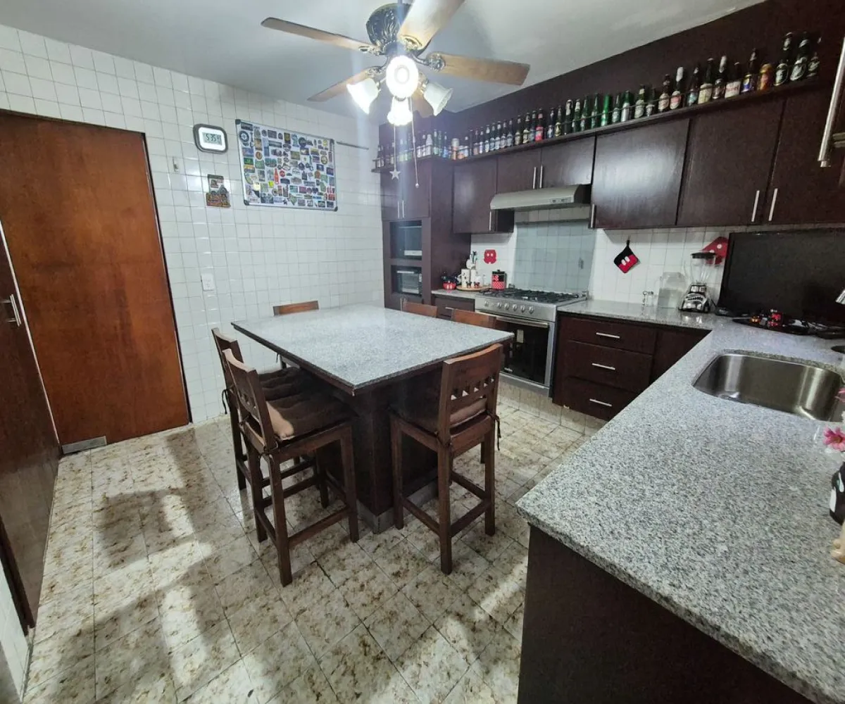 Casa En Venta,Providencia,Calle José Bonifacio Andrada 2933, Guadalajara, Jalisco 44670, 5 Habitaciones,3 Baños,Calle José Bonifacio Andrada,1,p7BxNKD