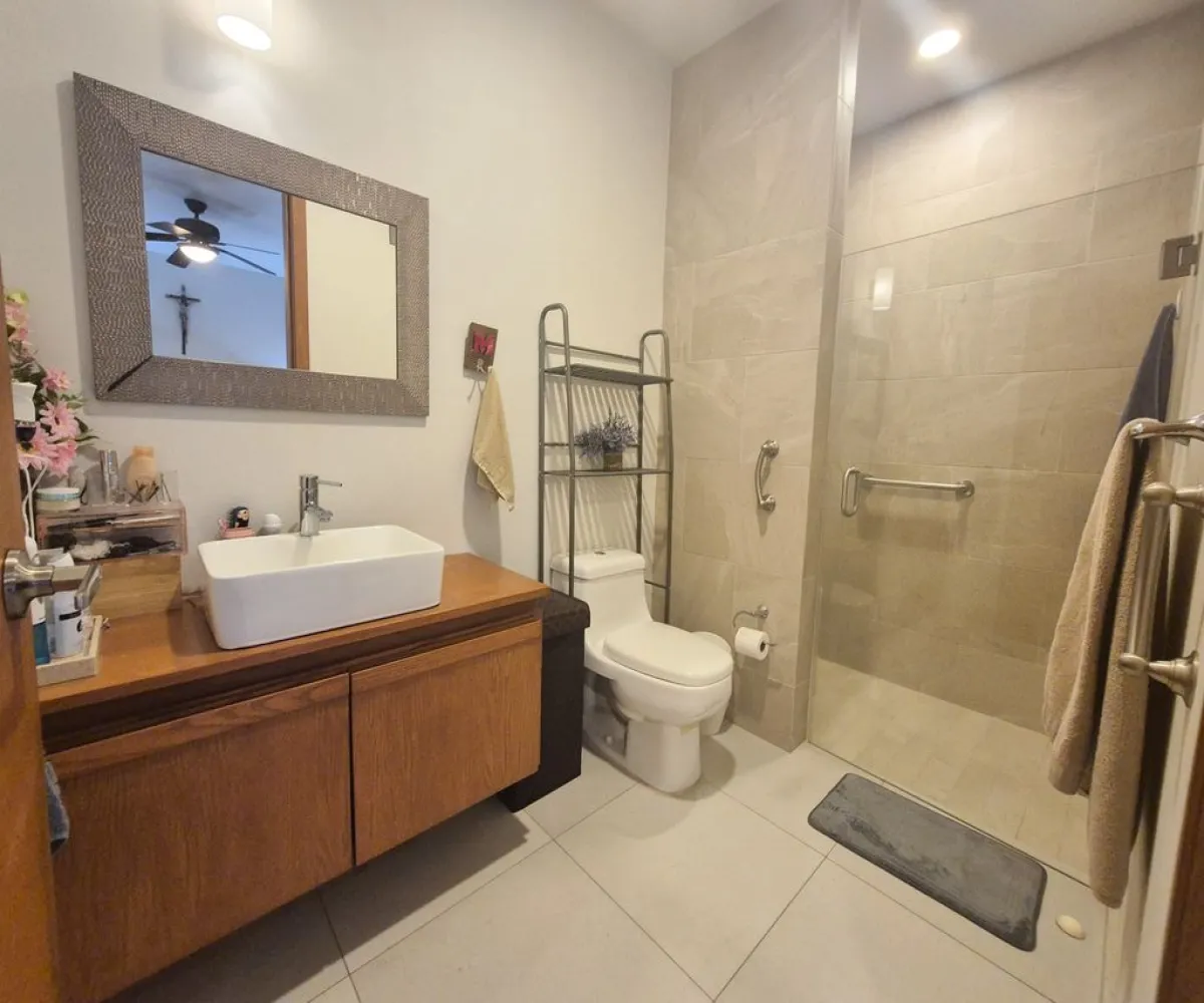 Casa En Venta,Providencia,Calle José Bonifacio Andrada 2933, Guadalajara, Jalisco 44670, 5 Habitaciones,3 Baños,Calle José Bonifacio Andrada,1,p7BxNKD