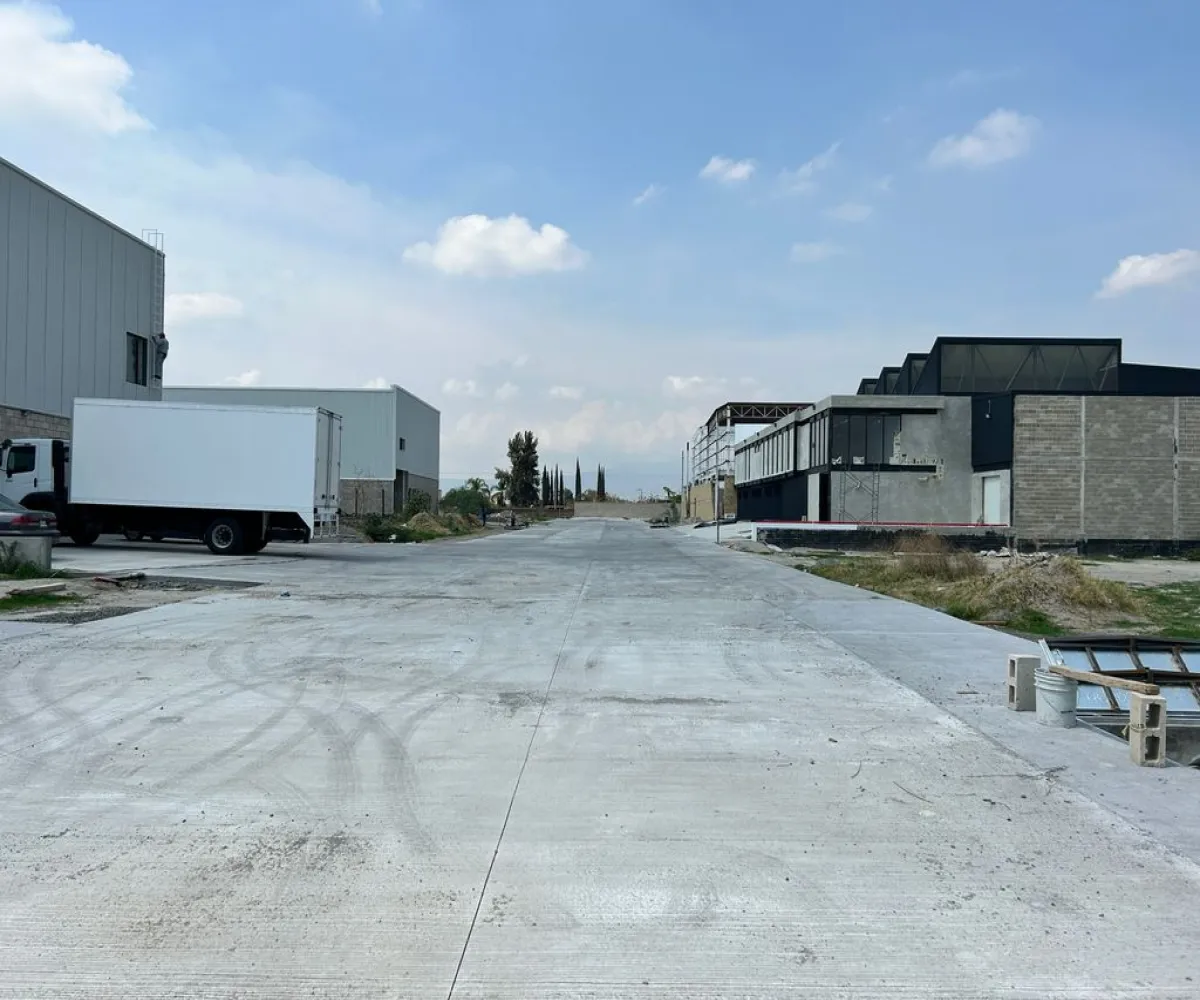 Terreno En Venta,Villa Fontana,santa cruz del valle 396, San Pedro Tlaquepaque, Jalisco 45615,santa cruz del valle,pEGSi6c