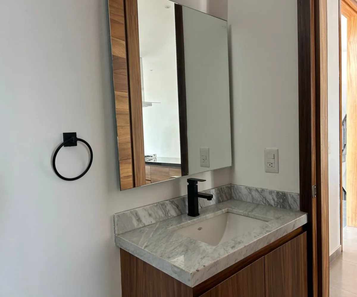 Departamento En Venta,Fracc Juan Manuel Vallarta,Avenida Inglaterra 4158 302, Zapopan, Jalisco 45120, 1 Cuarto,1 Baño,Avenida Inglaterra,1,pjUf8O4 Departamento En Venta,Fracc Juan Manuel Vallarta,Avenida Inglaterra 4158 302, Zapopan, Jalisco 45120, 1 Cuarto,1 Baño,Avenida Inglaterra,1,pjUf8O4