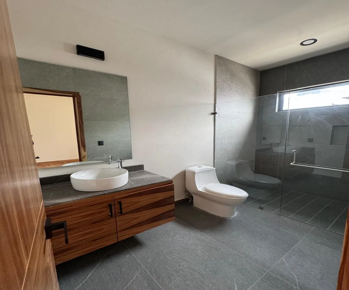 Casa En Venta,Solares,Altanza 34, Zapopan, Jalisco 45019, 3 Habitaciones,4 Baños,Altanza,686277