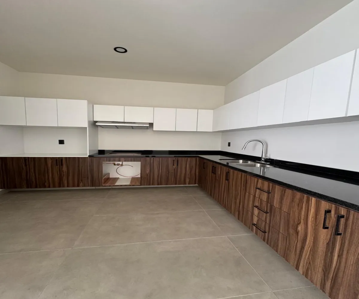 Casa En Venta,Solares,Altanza 34, Zapopan, Jalisco 45019, 3 Habitaciones,4 Baños,Altanza,686277