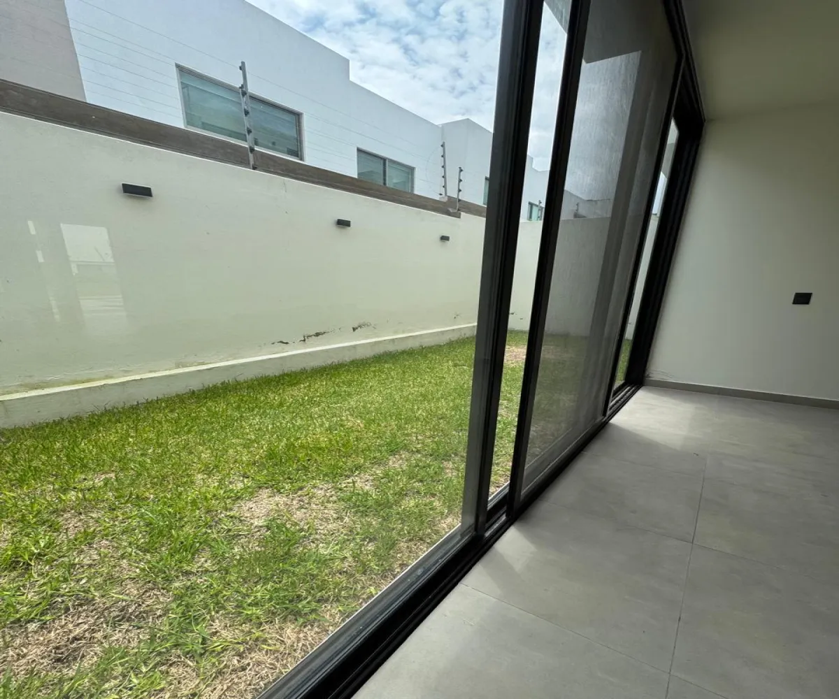 Casa En Venta,Solares,Altanza 34, Zapopan, Jalisco 45019, 3 Habitaciones,4 Baños,Altanza,686277