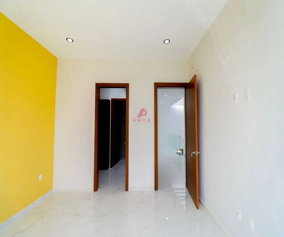 Casa En Venta,RESIDENCIAL PROVENZA,La Romana 92, Tlajomulco de Zúñiga, Jalisco 45645, 4 Habitaciones,4 Baños,La Romana,2,pweHj28