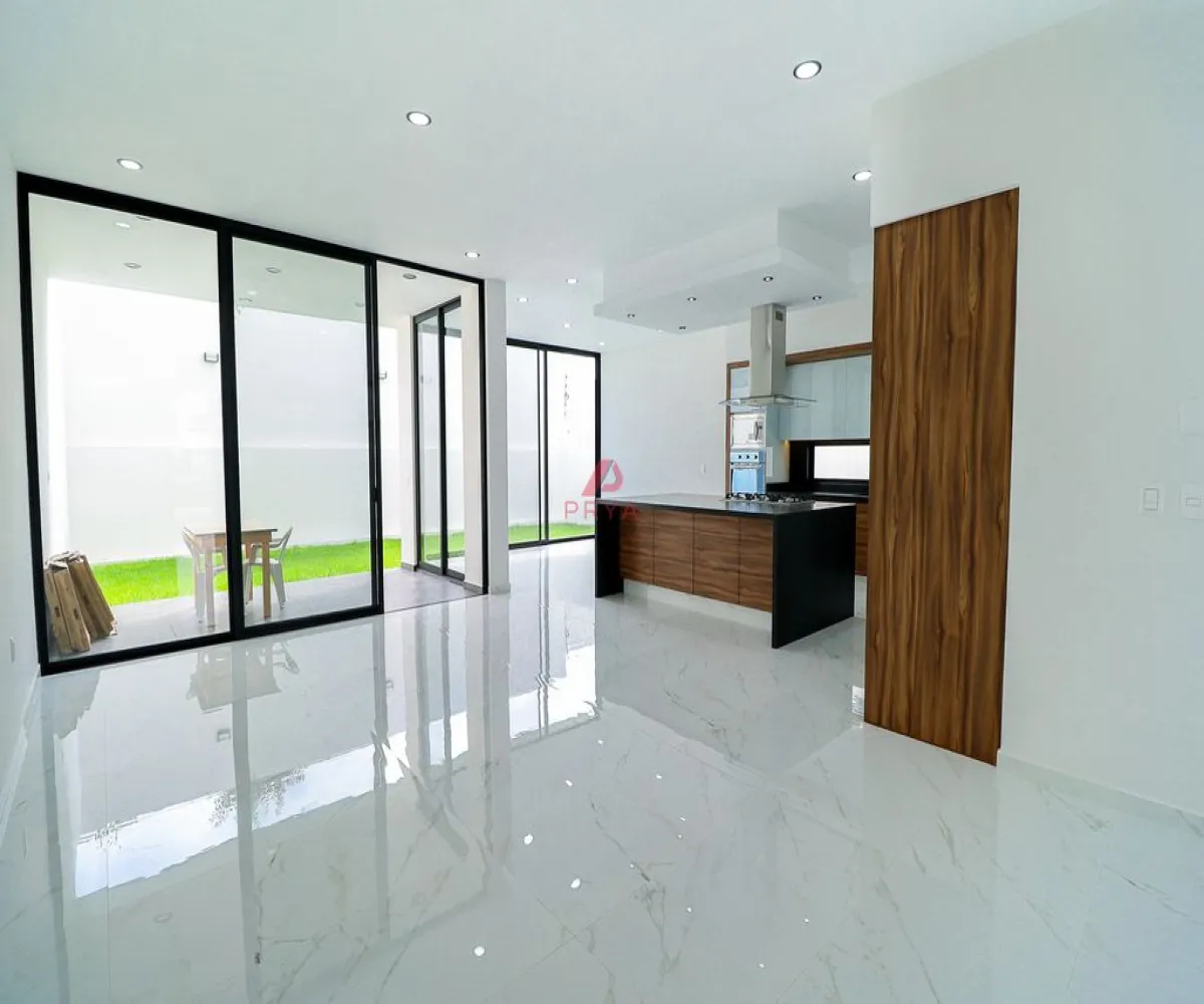 Casa En Venta,RESIDENCIAL PROVENZA,La Romana 92, Tlajomulco de Zúñiga, Jalisco 45645, 4 Habitaciones,4 Baños,La Romana,2,pweHj28