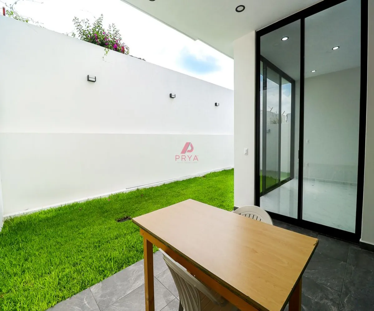 Casa En Venta,RESIDENCIAL PROVENZA,La Romana 92, Tlajomulco de Zúñiga, Jalisco 45645, 4 Habitaciones,4 Baños,La Romana,2,pweHj28