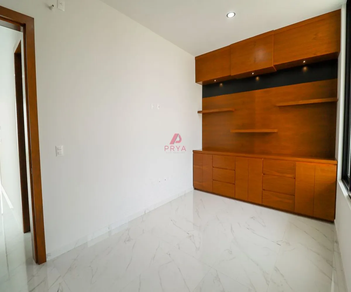 Casa En Venta,RESIDENCIAL PROVENZA,La Romana 92, Tlajomulco de Zúñiga, Jalisco 45645, 4 Habitaciones,4 Baños,La Romana,2,pweHj28