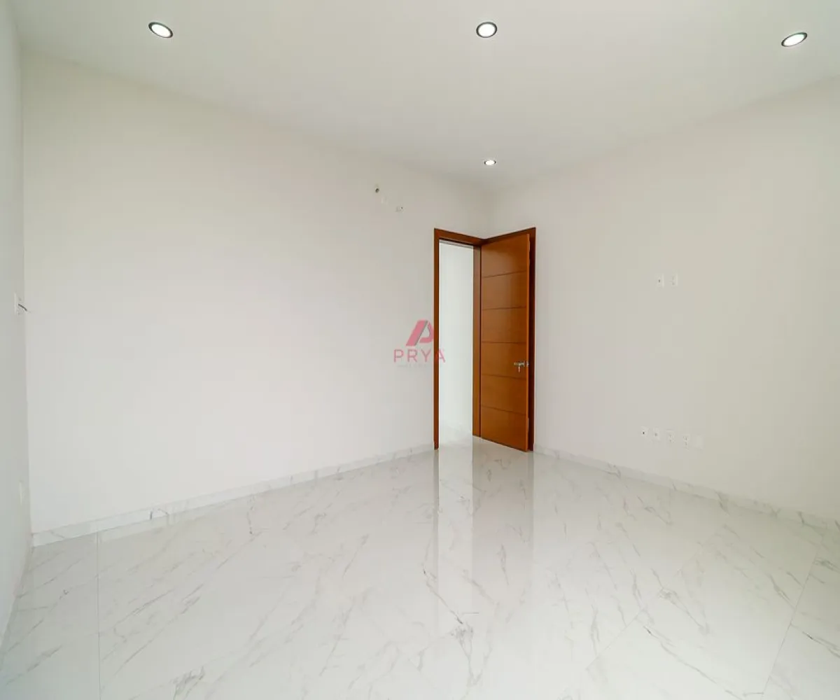 Casa En Venta,RESIDENCIAL PROVENZA,La Romana 92, Tlajomulco de Zúñiga, Jalisco 45645, 4 Habitaciones,4 Baños,La Romana,2,pweHj28