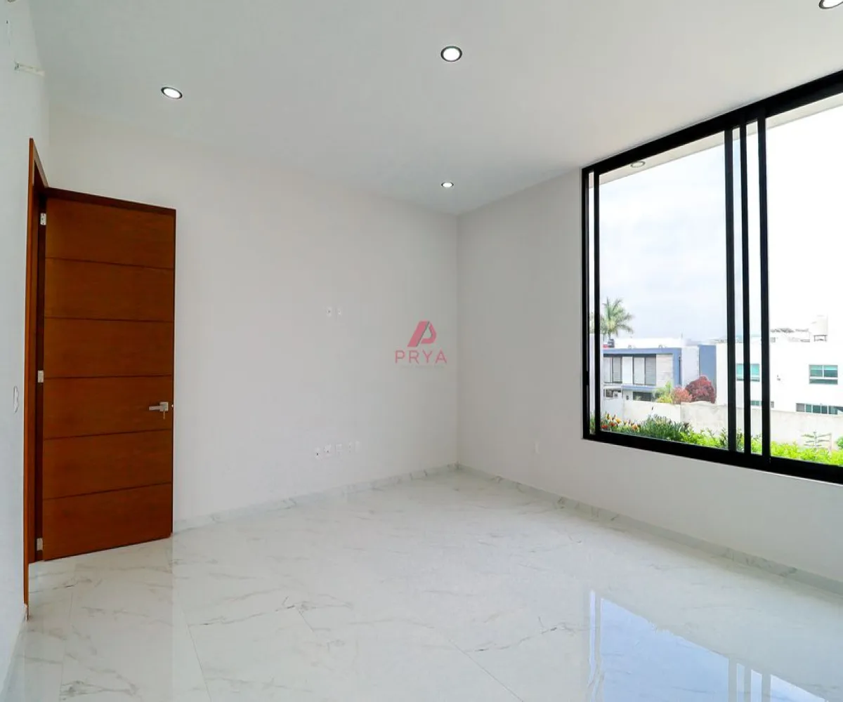 Casa En Venta,RESIDENCIAL PROVENZA,La Romana 92, Tlajomulco de Zúñiga, Jalisco 45645, 4 Habitaciones,4 Baños,La Romana,2,pweHj28