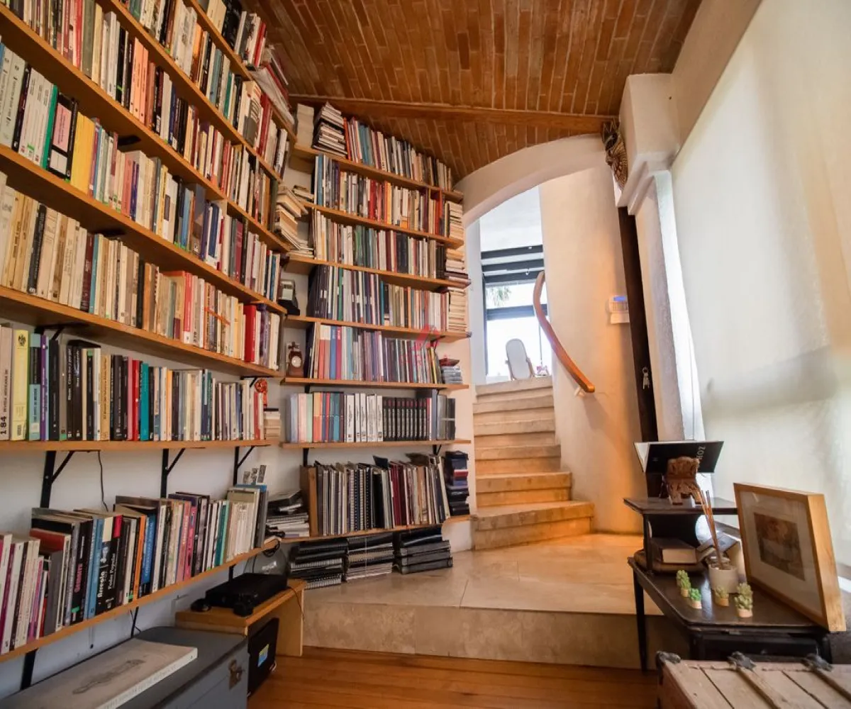 Casa En Venta,Providencia 4Ta Secc,Avenida Rubén Darío 1345, Guadalajara, Jalisco 44639, 5 Habitaciones,3 Baños,Avenida Rubén Darío,3,pLzWcRS