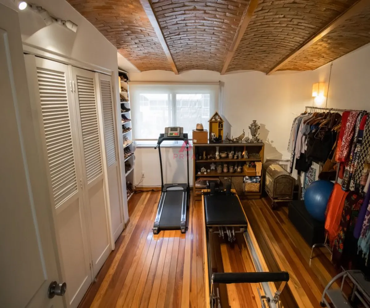 Casa En Venta,Providencia 4Ta Secc,Avenida Rubén Darío 1345, Guadalajara, Jalisco 44639, 5 Habitaciones,3 Baños,Avenida Rubén Darío,3,pLzWcRS