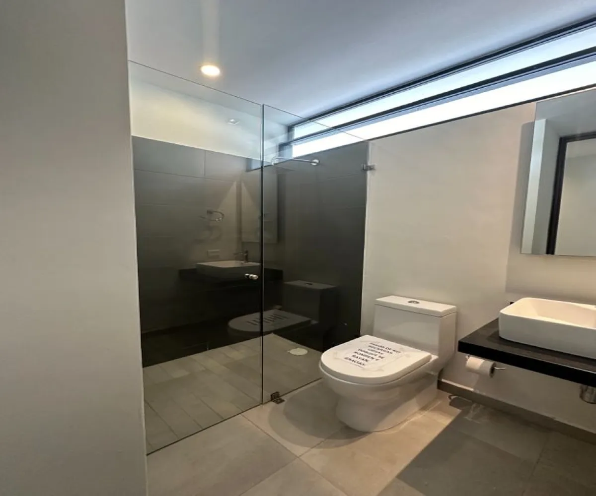 Casa En Venta,Punto Sur,Av magallanes 1130, Tlajomulco de Zúñiga, Jalisco 45600, 4 Habitaciones,4 Baños,Av magallanes ,3,p4ae9p3