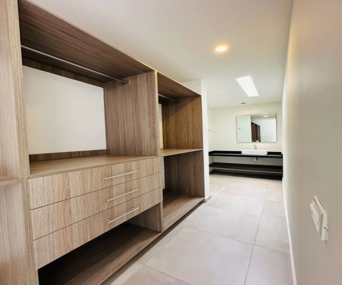 Casa En Venta,Punto Sur,Av magallanes 1130, Tlajomulco de Zúñiga, Jalisco 45600, 4 Habitaciones,4 Baños,Av magallanes ,3,p4ae9p3