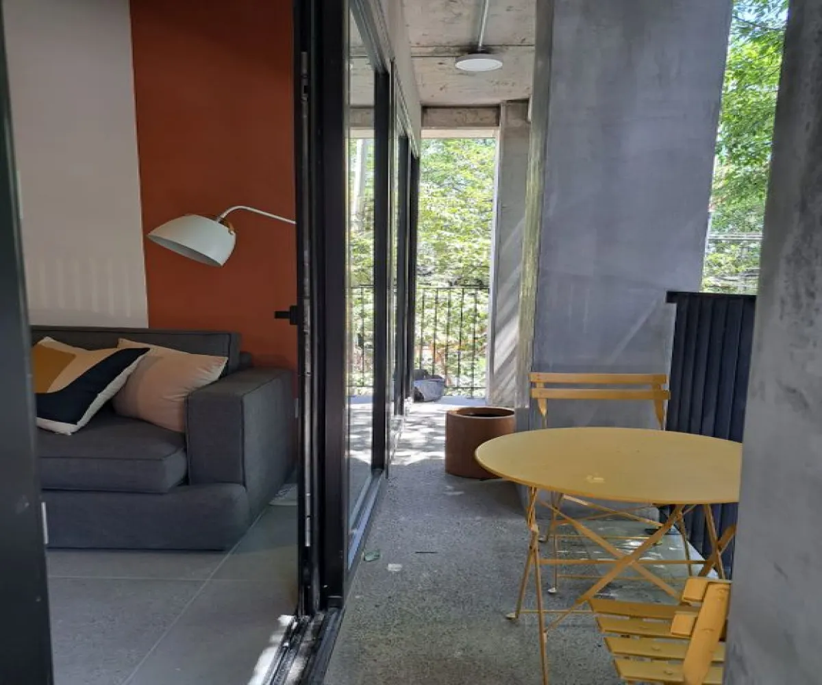 Departamento En Venta,Americana,Avenida Miguel Hidalgo y Costilla 1402, Guadalajara, Jalisco 44600, 1 Cuarto,1 Baño,Avenida Miguel Hidalgo y Costilla,1,pkh8MXI