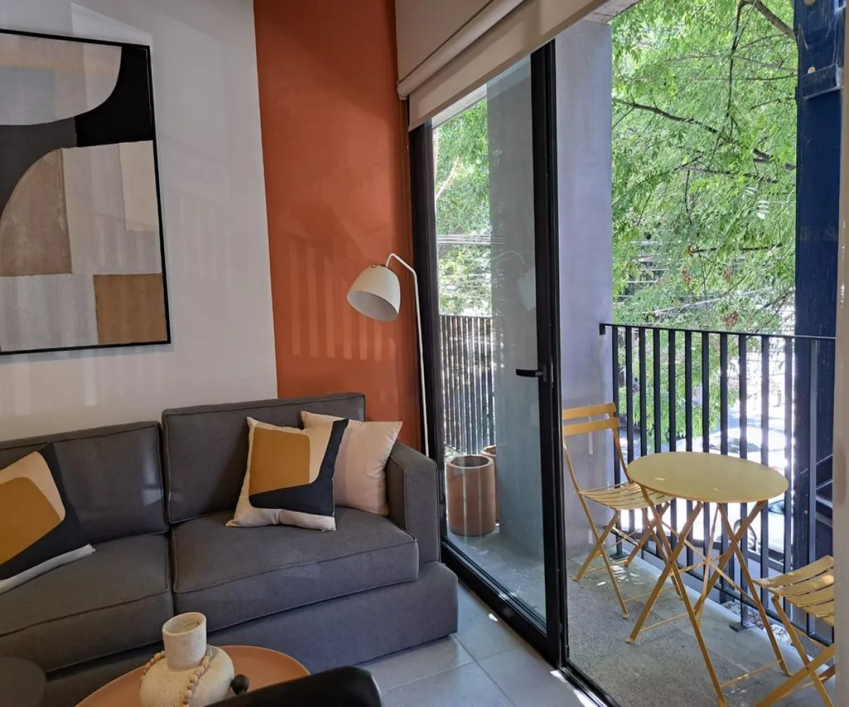 Departamento En Venta,Americana,Avenida Miguel Hidalgo y Costilla 1402, Guadalajara, Jalisco 44600, 1 Cuarto,1 Baño,Avenida Miguel Hidalgo y Costilla,1,pkh8MXI