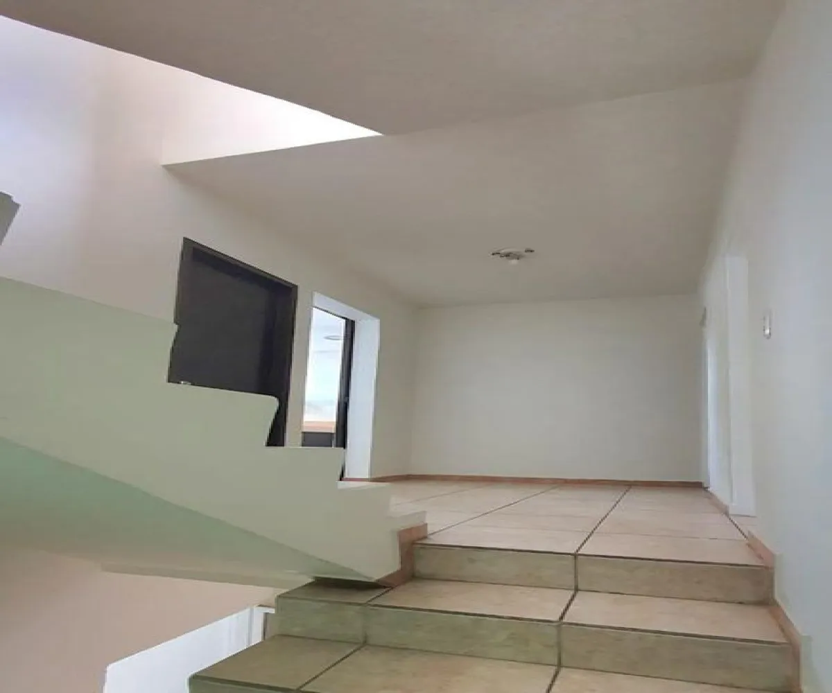 Casa En Renta,Chapalita Oriente,Aurora 137, Zapopan, Jalisco 45040, 4 Habitaciones,2 Baños,Aurora,3,pyh4HaP