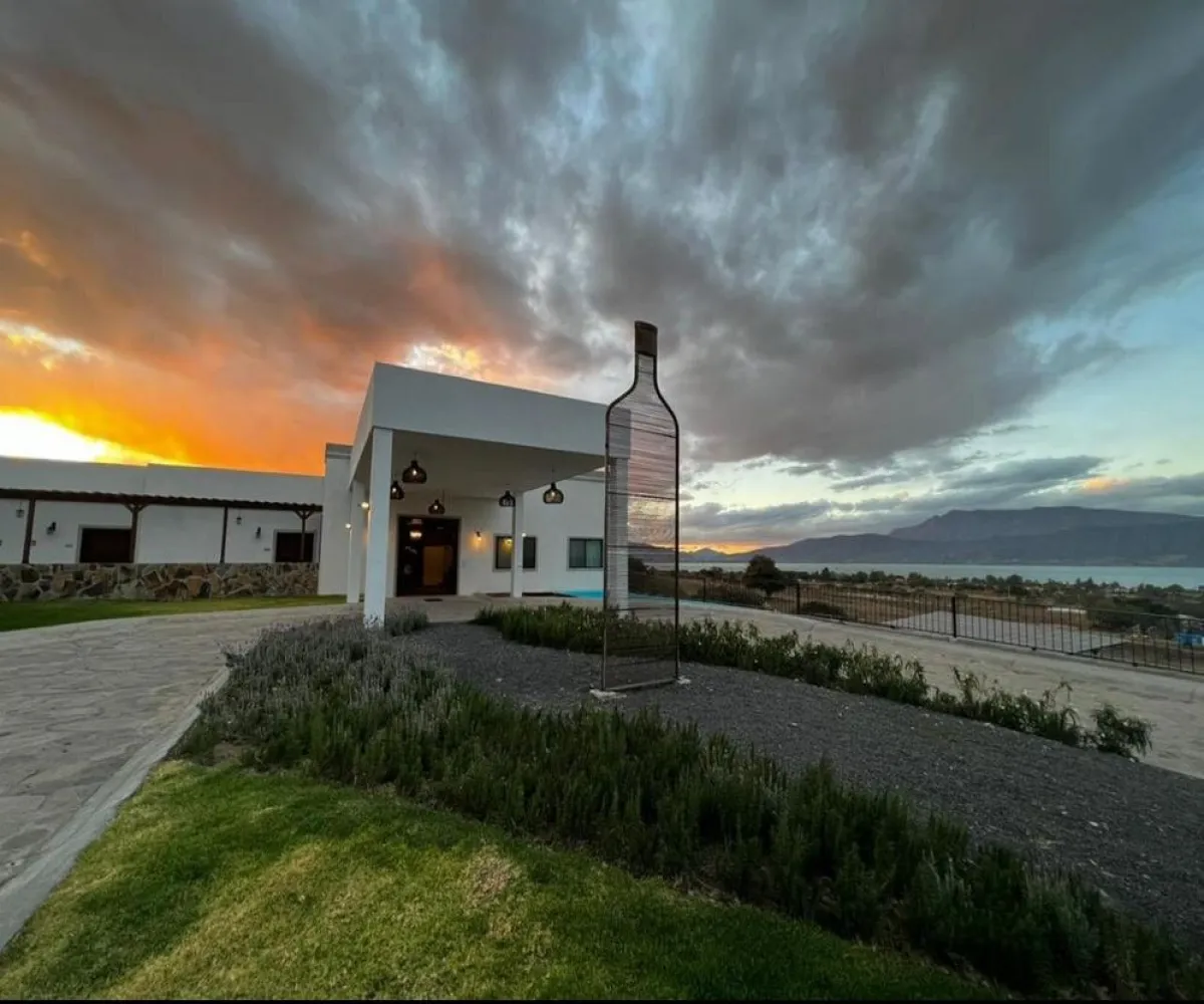 Edificio En Venta,San Cristobal Zapotitlan,Hotel Quinta Fabiana 100, Jocotepec, Jalisco 45840,1 Baño,Hotel Quinta Fabiana,1,pdeJUjV