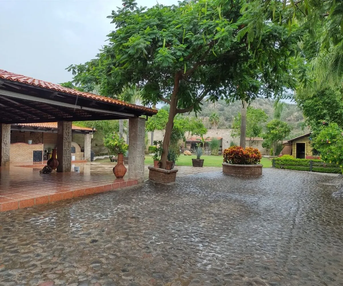 Casa En Venta,Milpillas,Cantera, esquina Onix, Lote 5, Manzana 3. S/N, Zapopan, Jalisco 45243, 1 Cuarto,3 Baños,Cantera, esquina Onix, Lote 5, Manzana 3.,1,pqXQRJs