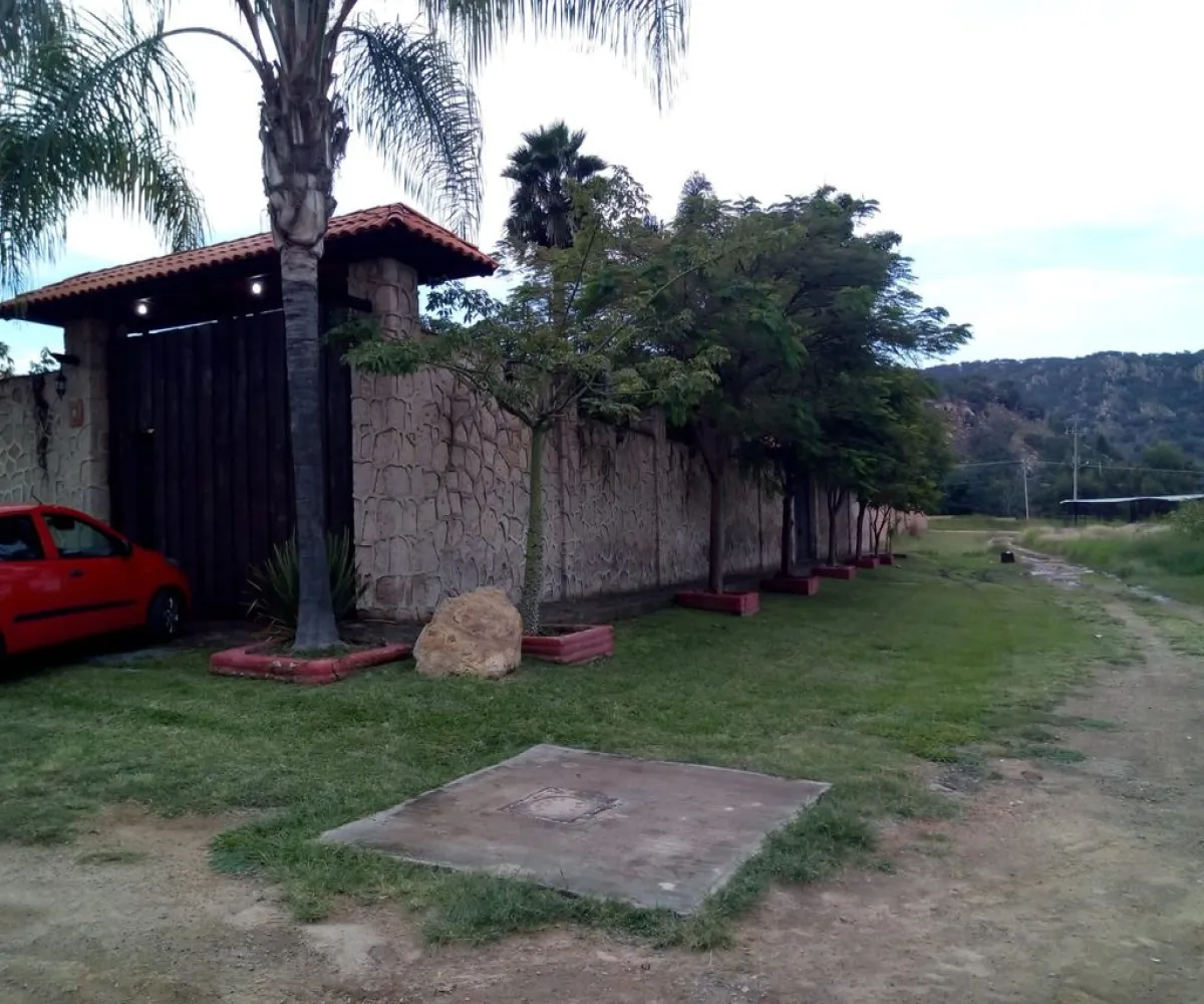 Casa En Venta,Milpillas,Cantera, esquina Onix, Lote 5, Manzana 3. S/N, Zapopan, Jalisco 45243, 1 Cuarto,3 Baños,Cantera, esquina Onix, Lote 5, Manzana 3.,1,pqXQRJs