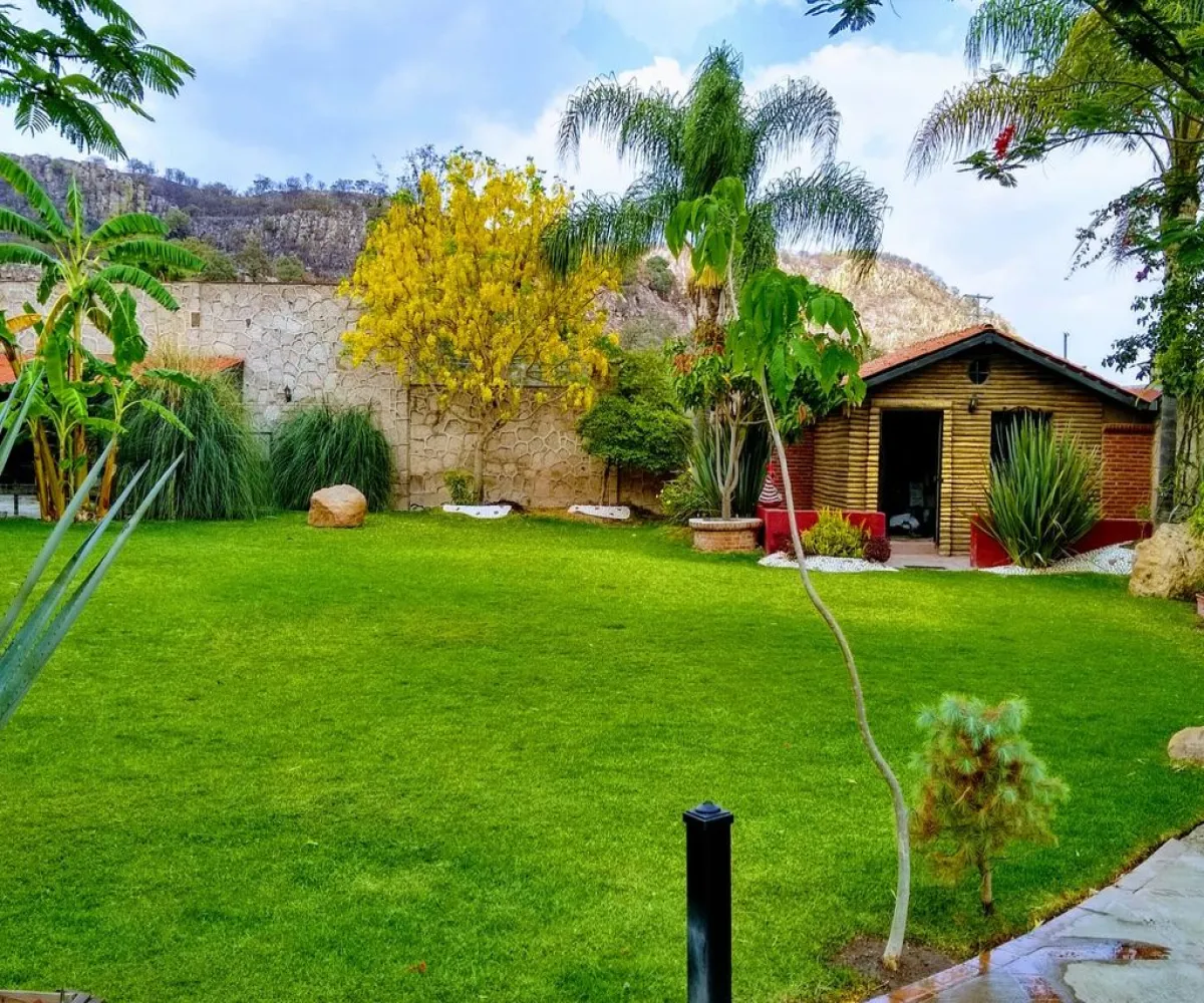 Casa En Venta,Milpillas,Cantera, esquina Onix, Lote 5, Manzana 3. S/N, Zapopan, Jalisco 45243, 1 Cuarto,3 Baños,Cantera, esquina Onix, Lote 5, Manzana 3.,1,pqXQRJs