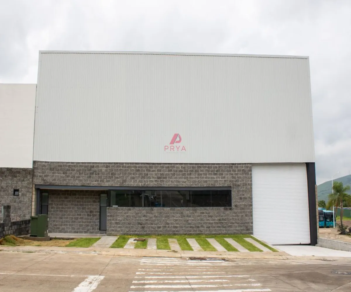 Bodega En Venta,Santa Cruz De La Loma (Tepetates),Santa Cruz de las flores 4, Tlajomulco de Zúñiga, Jalisco 45644,Santa Cruz de las flores ,1,pb0bKHW