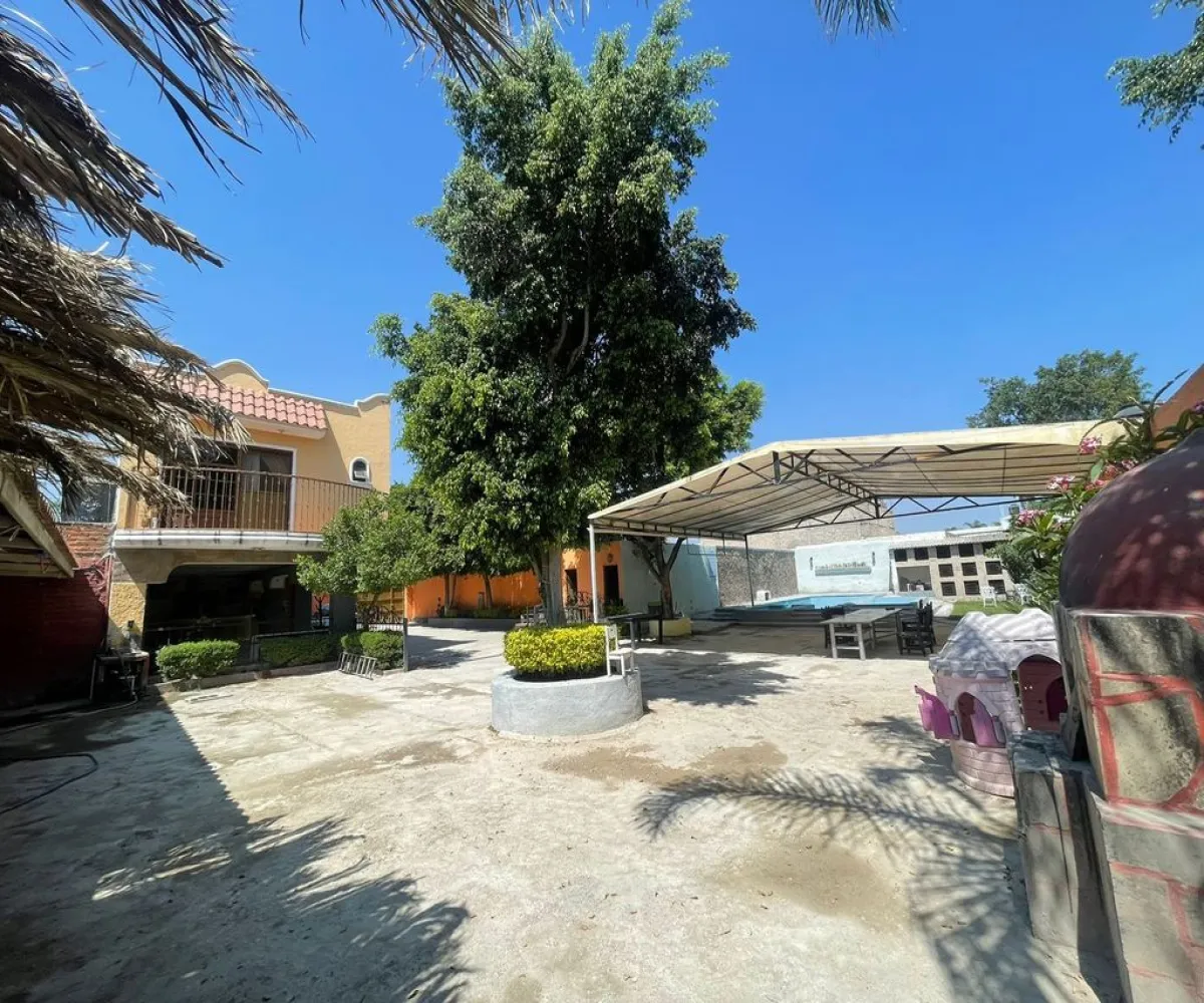 Casa En Venta,Prados Santa Lucia,Calle Hacienda Santa Lucía S/N, Zapopan, Jalisco 45200, 4 Habitaciones,5 Baños,Calle Hacienda Santa Lucía,1,pnJjNRZ