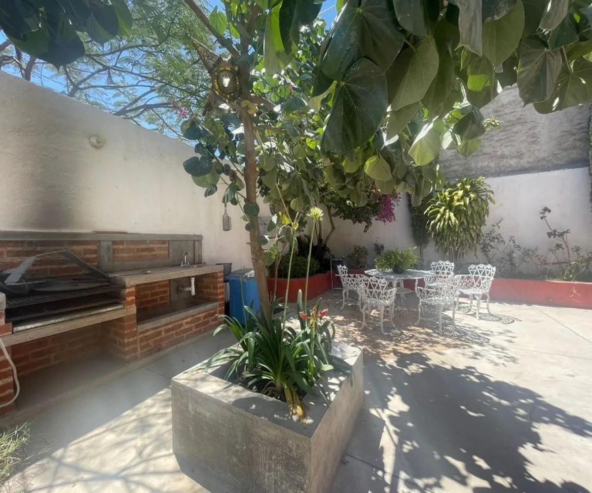 Casa En Venta,Santa Lucia,Hacienda Santa Lucia S/N, Zapopan, Jalisco 45200, 1 Cuarto,3 Baños,Hacienda Santa Lucia,1,pbMCfbC