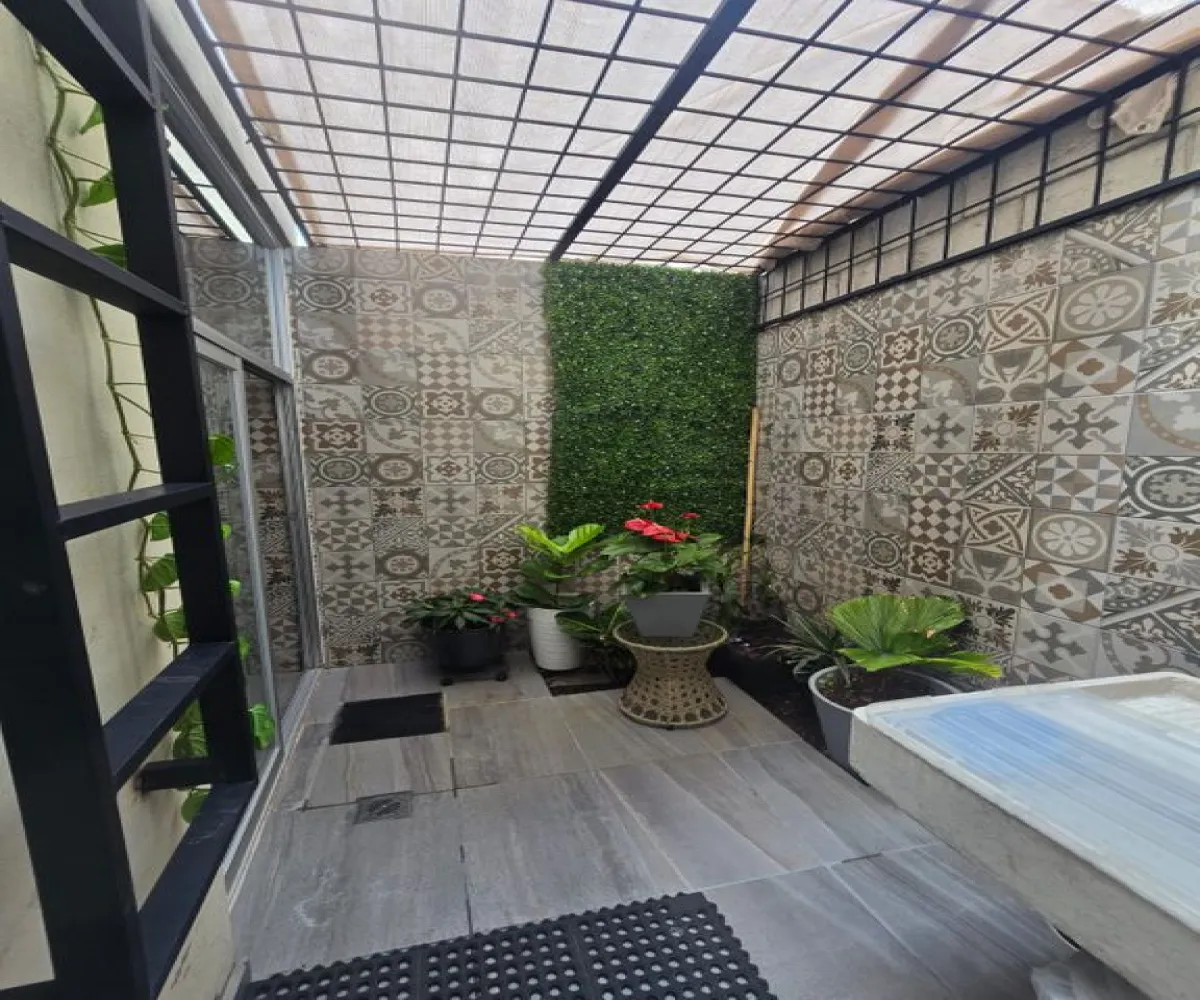 Casa En Venta,Alta California,San Lucas 105, Tlajomulco de Zúñiga, Jalisco 45645, 3 Habitaciones,2 Baños,San Lucas,1,pwjxWi7