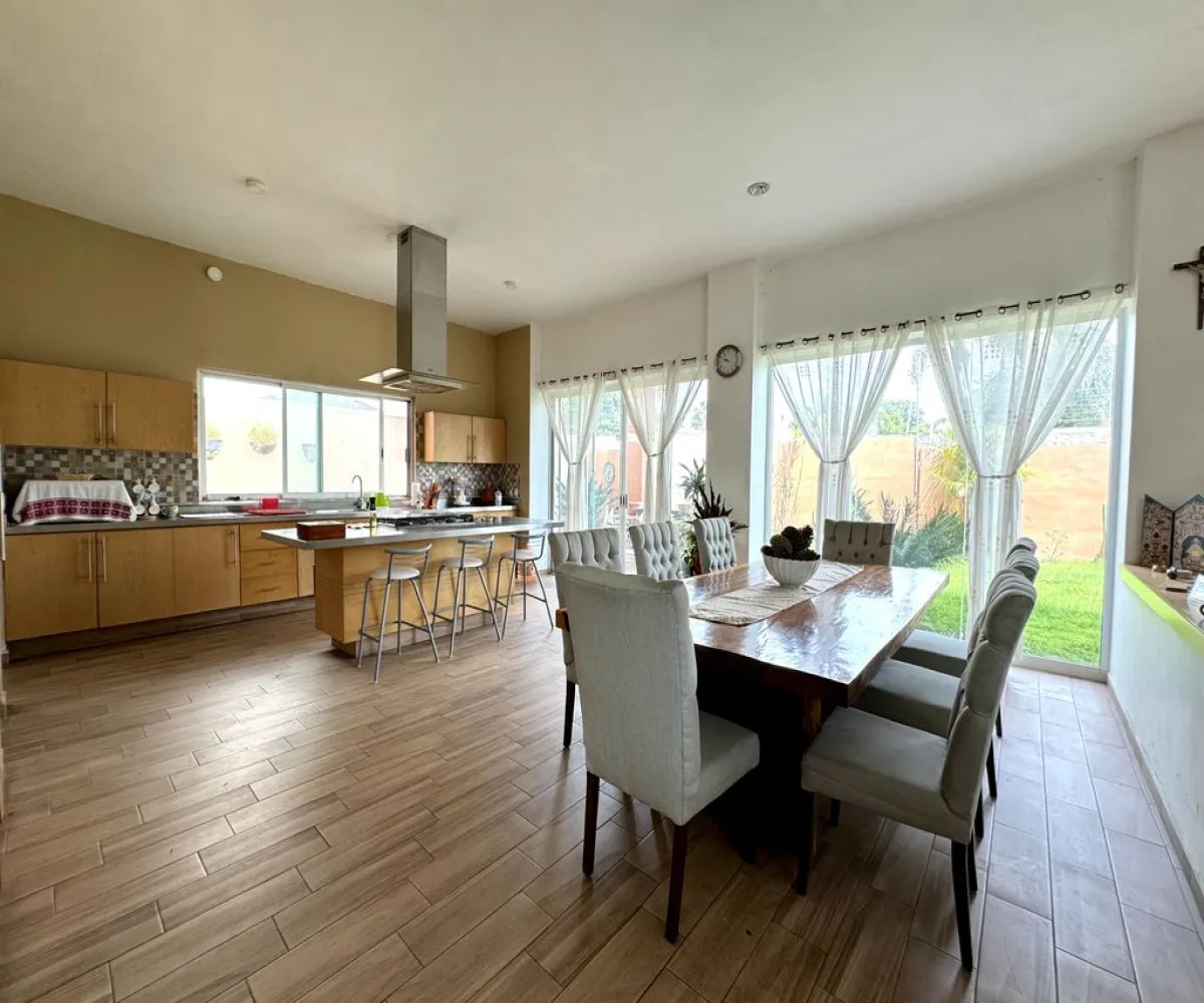 Casa En Venta,Rinconada Santa Anita,Camino A la Cuesta 601, Tlajomulco de Zúñiga, Jalisco 45645, 4 Habitaciones,4 Baños,Camino A la Cuesta,1,p5CuZer