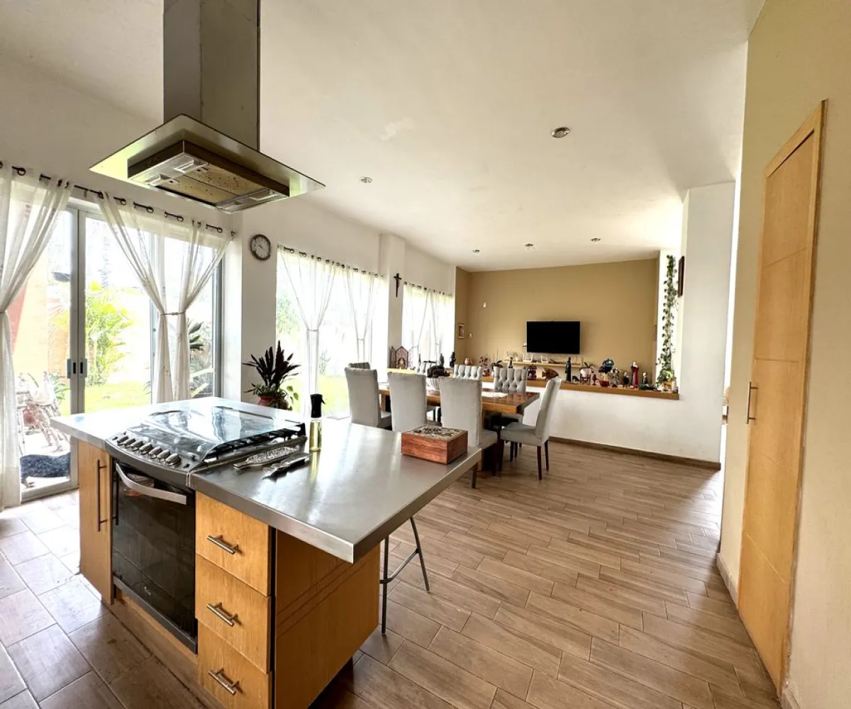 Casa En Venta,Rinconada Santa Anita,Camino A la Cuesta 601, Tlajomulco de Zúñiga, Jalisco 45645, 4 Habitaciones,4 Baños,Camino A la Cuesta,1,p5CuZer