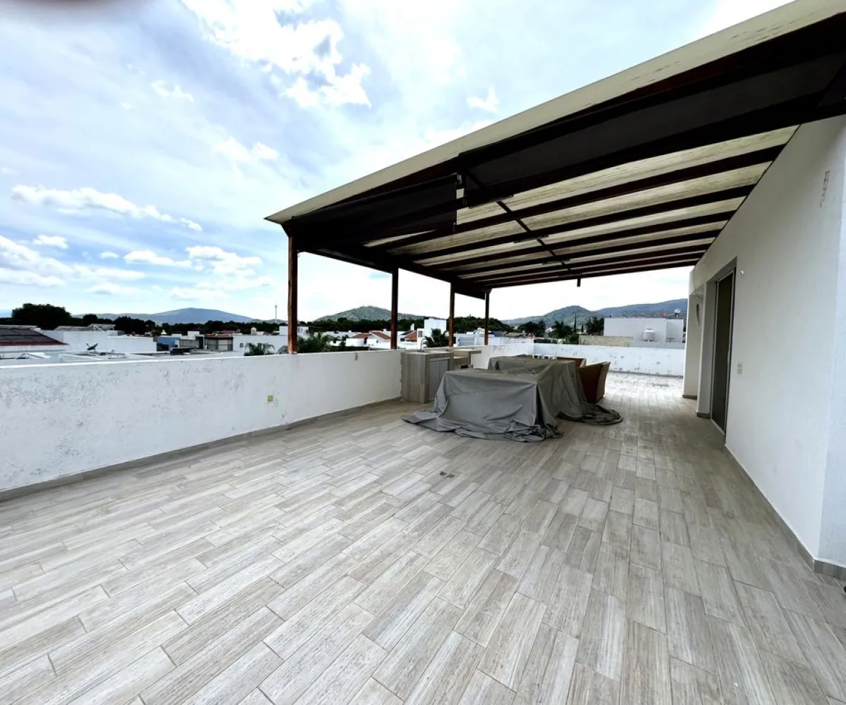 Casa En Venta,Rinconada Santa Anita,Camino A la Cuesta 601, Tlajomulco de Zúñiga, Jalisco 45645, 4 Habitaciones,4 Baños,Camino A la Cuesta,1,p5CuZer