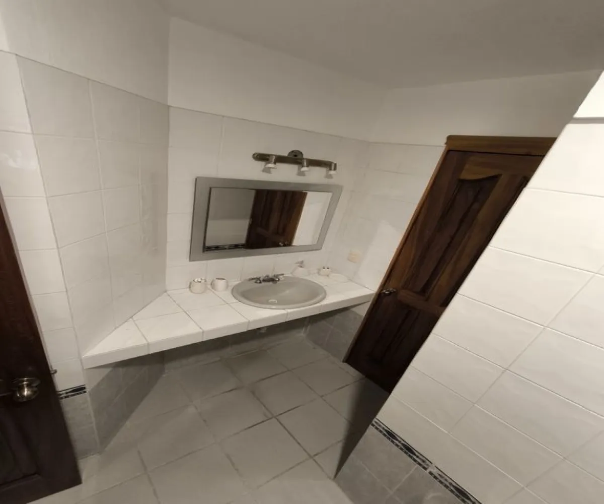 Casa En Venta,Pinar De La Venta,Paseo de los fresnos S/N, Zapopan, Jalisco 45221, 4 Habitaciones,4 Baños,Paseo de los fresnos,2,pv3u2dX Casa En Venta,Pinar De La Venta,Paseo de los fresnos S/N, Zapopan, Jalisco 45221, 4 Habitaciones,4 Baños,Paseo de los fresnos,2,pv3u2dX