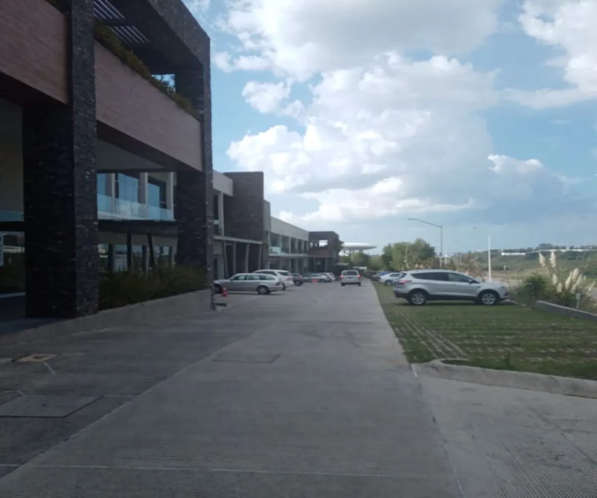 Local En Renta,El Bajío,Av. del bosque 435 L-11, Zapopan, Jalisco 45011,Av. del bosque ,pmiJ4v8 Local En Renta,El Bajío,Av. del bosque 435 L-11, Zapopan, Jalisco 45011,Av. del bosque ,pmiJ4v8