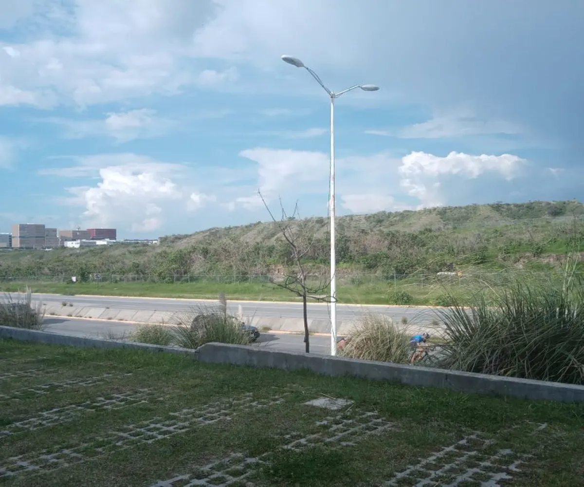 Local En Renta,El Bajío,Av. del bosque 435 L-11, Zapopan, Jalisco 45011,Av. del bosque ,pmiJ4v8 Local En Renta,El Bajío,Av. del bosque 435 L-11, Zapopan, Jalisco 45011,Av. del bosque ,pmiJ4v8